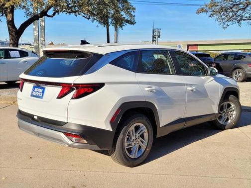 2025 Hyundai TUCSON SE