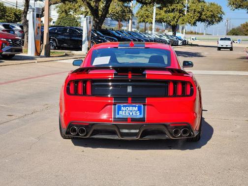 2020 Ford Shelby GT350 Base
