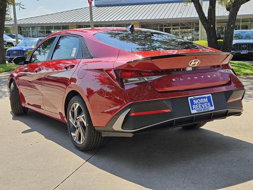 2025 Hyundai ELANTRA Sport