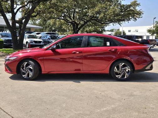 2025 Hyundai ELANTRA Sport