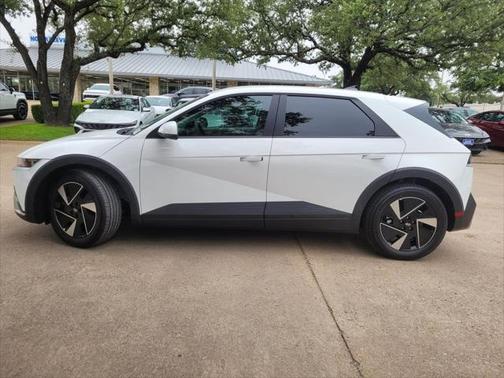 2025 Hyundai IONIQ 5 SE