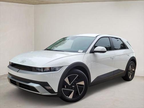 2025 Hyundai IONIQ 5 SE