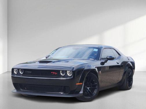 Pitch Black Clearcoat 2023 Dodge Challenger R/T Scat Pack Widebody