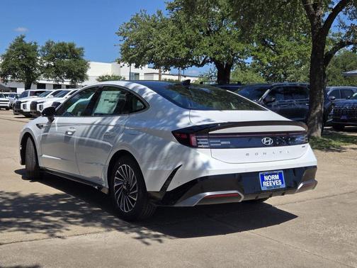 2025 Hyundai SONATA Hybrid Limited
