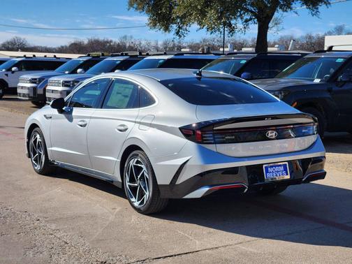 2026 Hyundai SONATA SEL