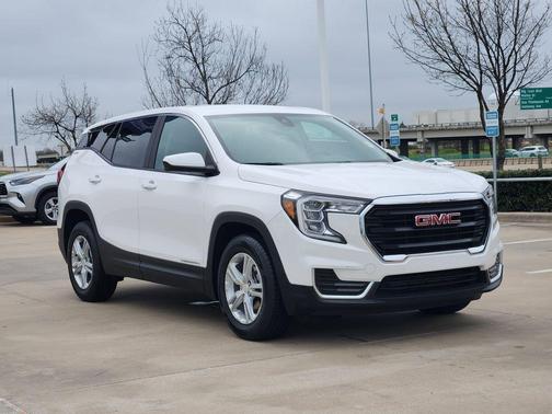 Summit White 2024 GMC Terrain SLE