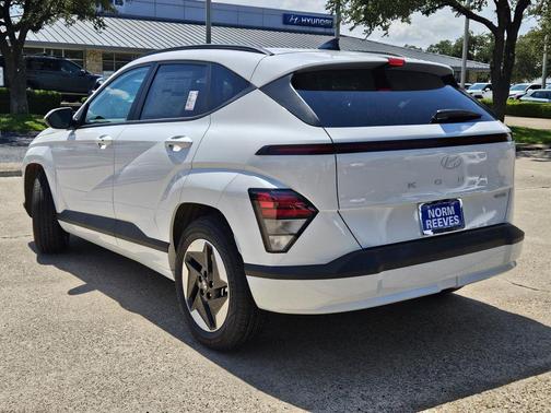 2025 Hyundai KONA EV SEL