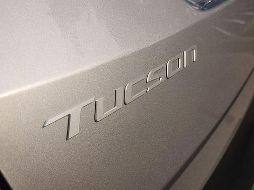 Shimmering Silver 2026 Hyundai TUCSON Limited
