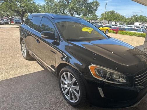 2017 Volvo XC60 T5 Inscription