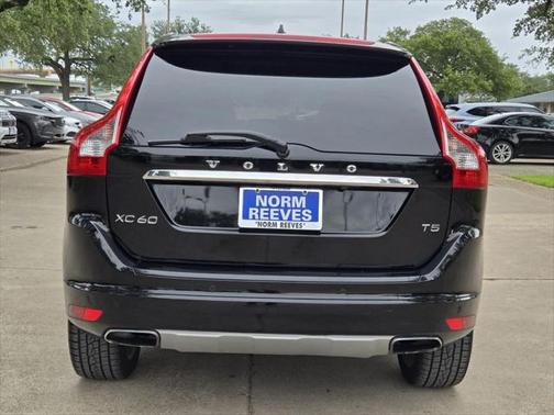 2017 Volvo XC60 T5 Inscription