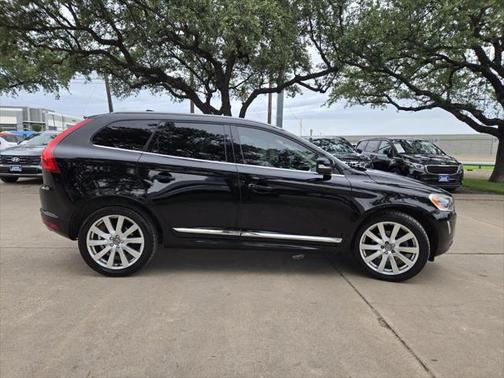 2017 Volvo XC60 T5 Inscription