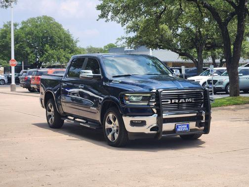 Patriot Blue Pearlcoat 2021 RAM 1500 Laramie