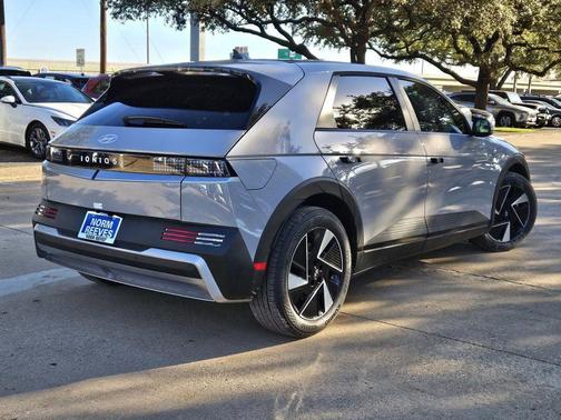 2026 Hyundai IONIQ 5 SEL