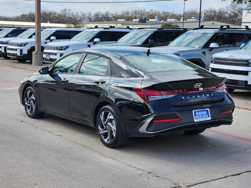 2025 Hyundai ELANTRA Sport