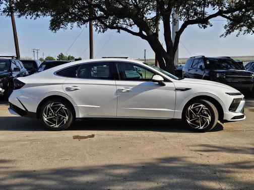 2026 Hyundai SONATA SEL