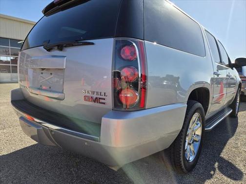 2011 GMC Yukon XL Denali