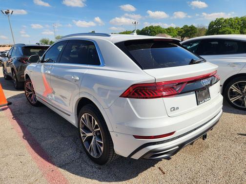 Glacier White 2021 Audi Q8 55 Premium Plus