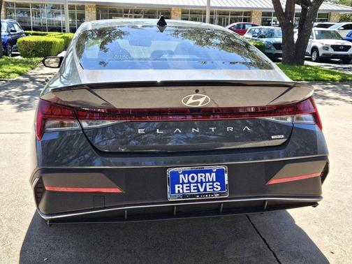 2025 Hyundai ELANTRA HEV SEL Sport