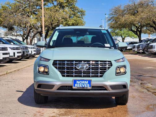 2026 Hyundai VENUE SEL