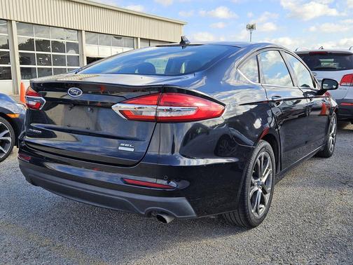 2020 Ford Fusion SEL