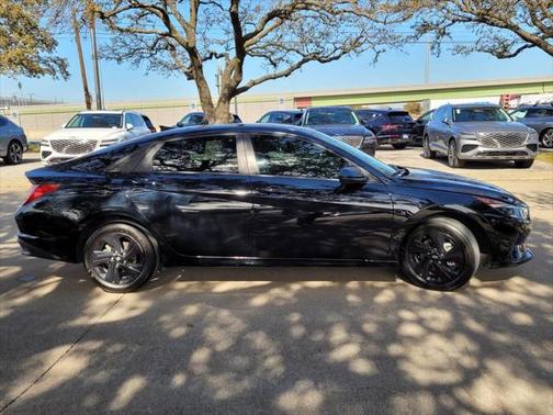 2023 Hyundai ELANTRA HEV Blue