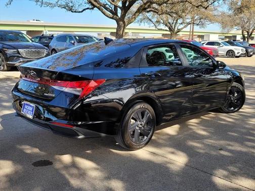 2023 Hyundai ELANTRA HEV Blue