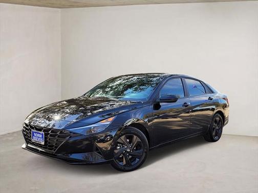 2023 Hyundai ELANTRA HEV Blue