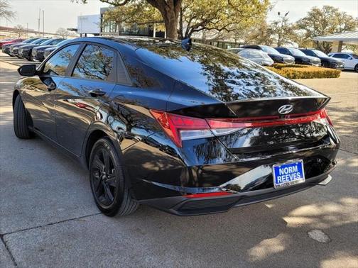 2023 Hyundai ELANTRA HEV Blue
