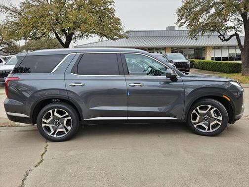 2025 Hyundai PALISADE SEL Premium