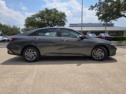 2025 Hyundai ELANTRA HEV Blue