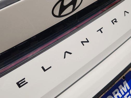 Atlas White 2026 Hyundai ELANTRA N Base