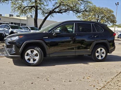 2021 Toyota RAV4 Hybrid LE