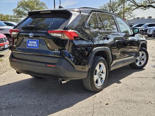 2021 Toyota RAV4 Hybrid LE