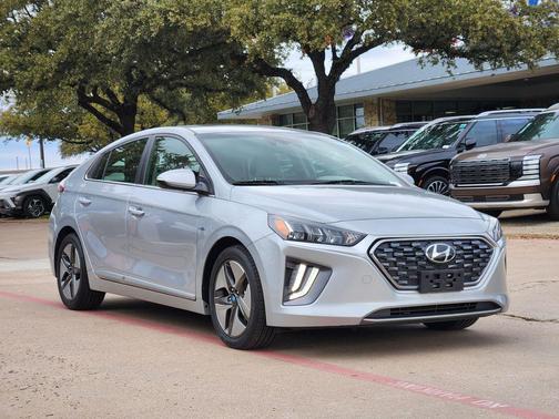 2020 Hyundai IONIQ Hybrid SEL