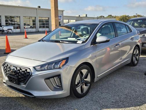 2020 Hyundai IONIQ Hybrid SEL