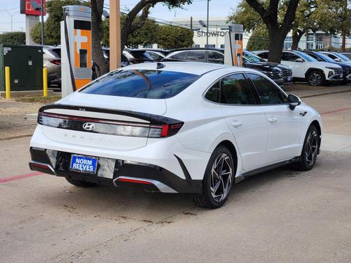 2026 Hyundai SONATA SEL