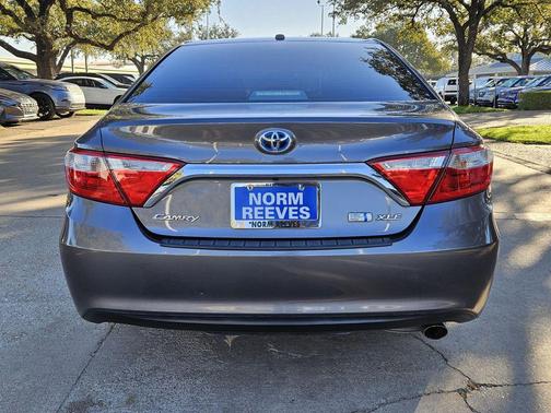 2016 Toyota Camry Hybrid XLE