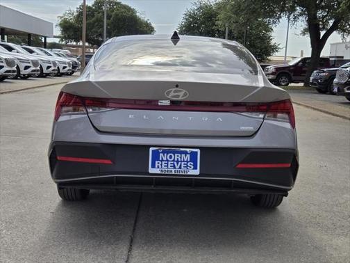 2025 Hyundai ELANTRA HEV Blue