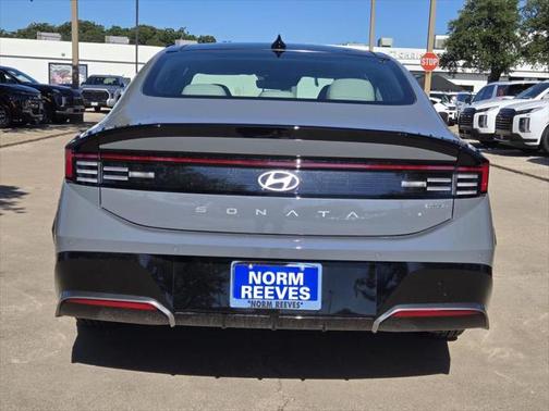 2025 Hyundai SONATA Hybrid Limited