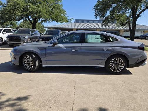 2025 Hyundai SONATA Hybrid Limited