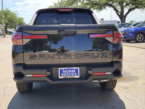 2025 Hyundai SANTA CRUZ SEL Activity