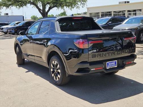 2025 Hyundai SANTA CRUZ SEL Activity