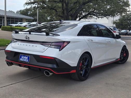 2025 Hyundai ELANTRA N Base