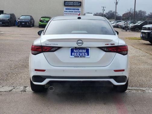 2025 Nissan Sentra SR