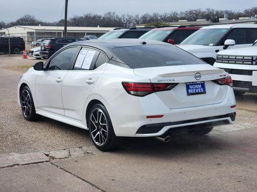 2025 Nissan Sentra SR