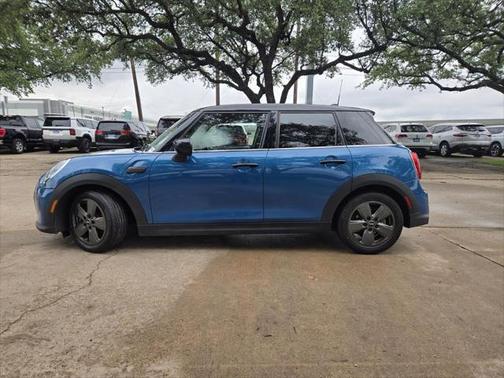 2022 MINI Hardtop Cooper