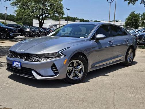 2022 Kia K5 LXS