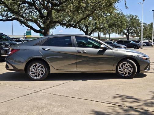 2025 Hyundai ELANTRA HEV Blue