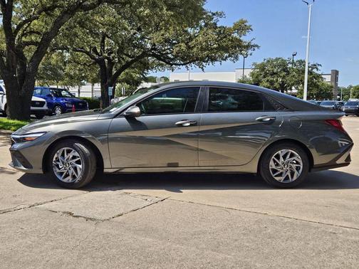 2025 Hyundai ELANTRA HEV Blue