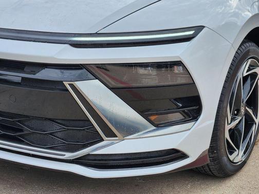 2026 Hyundai SONATA SEL